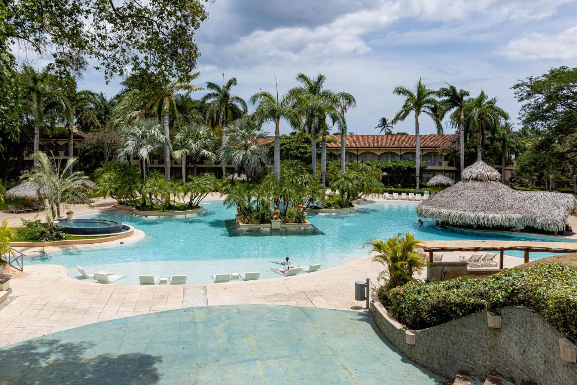 Matapalo 103- 2 Bedroom Poolside Condo At Tamarindo Exterior foto